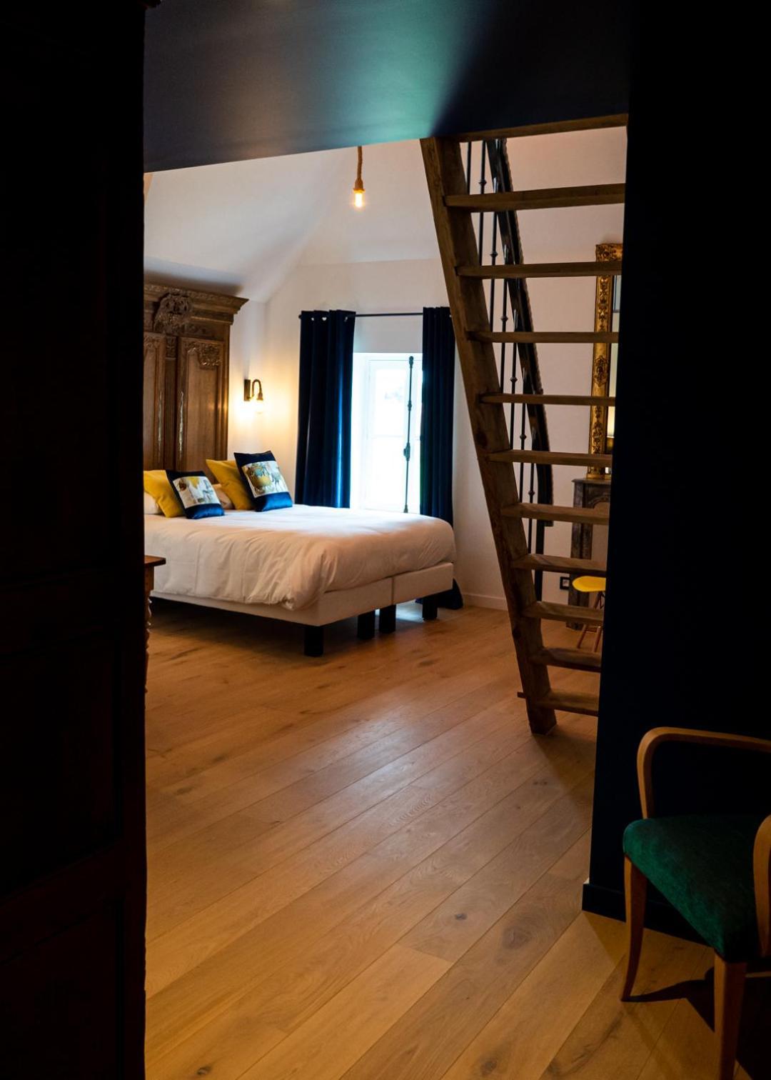 Chateau Du Bertry La Bouexiere Экстерьер фото